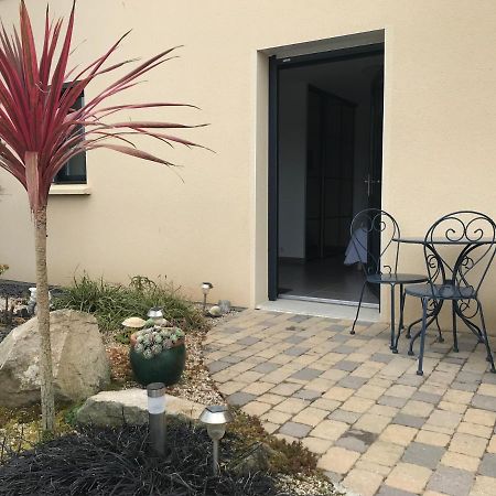 Les Sables Bed & Breakfast Santec Екстериор снимка