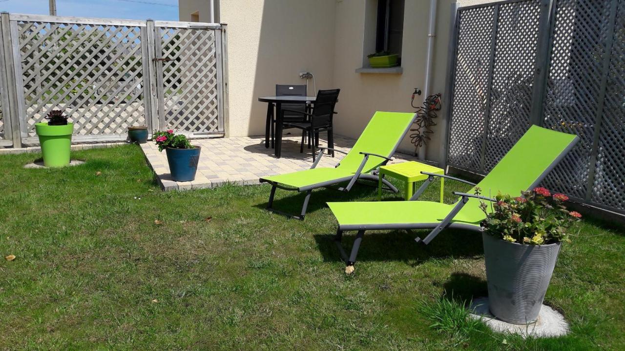 Les Sables Bed & Breakfast Santec Екстериор снимка