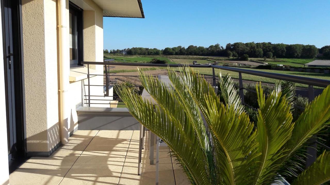 Les Sables Bed & Breakfast Santec Екстериор снимка