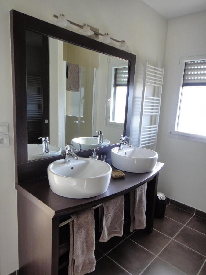 Les Sables Bed & Breakfast Santec Екстериор снимка